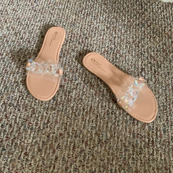 Shoes - Sandals